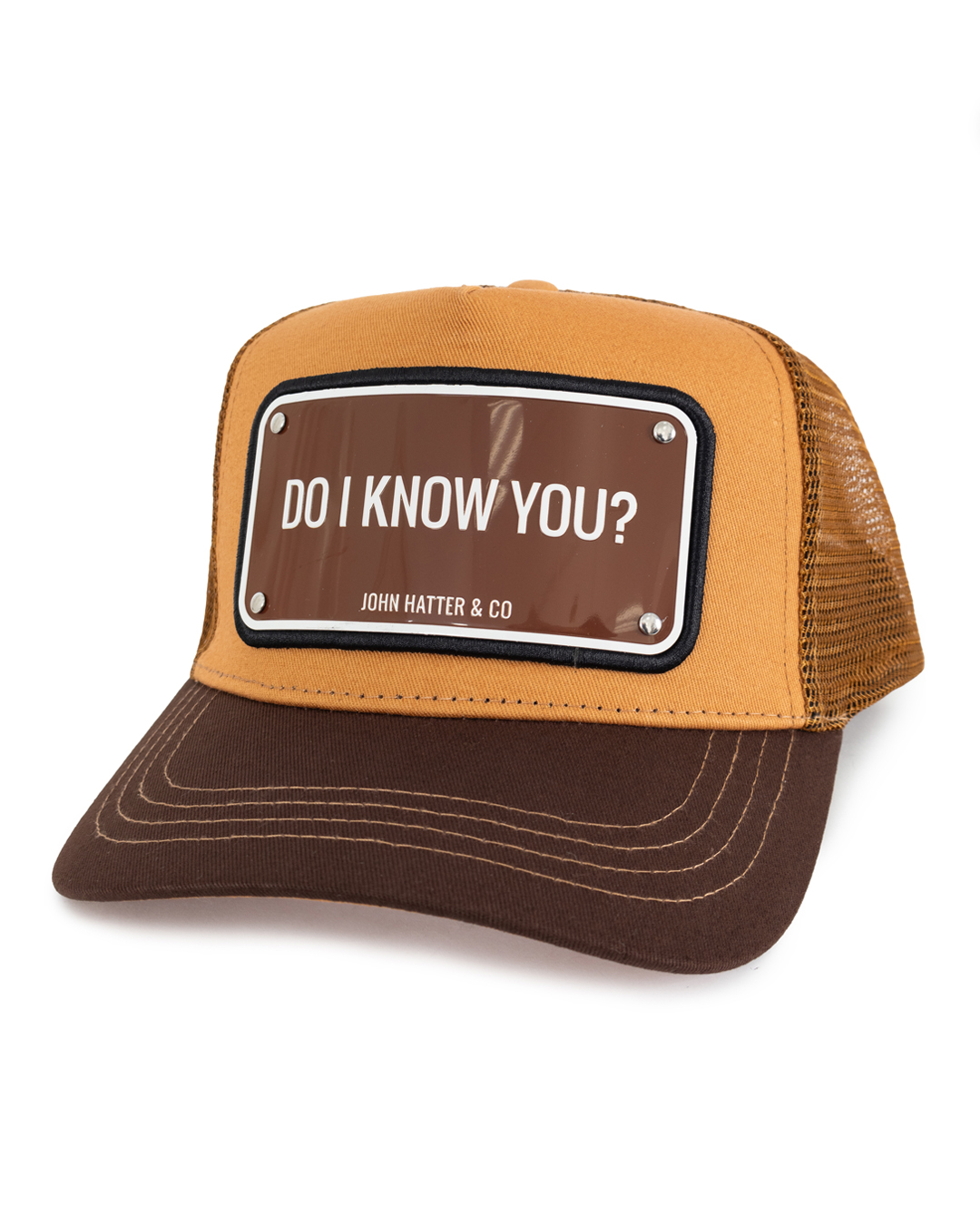 John Hatter & Co с текстовым принтом артикул DO I KNOW YOU марки John Hatter & Co купить за 15200 руб.